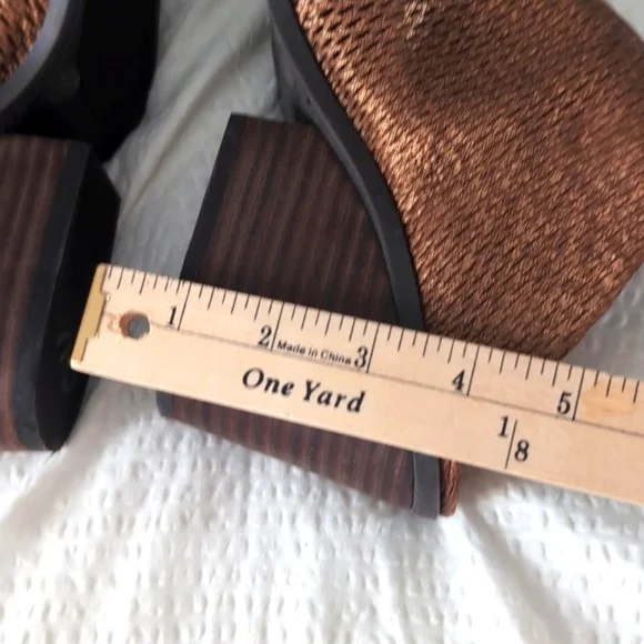 Lucky Brand LK- LARSSON Bronze Leather Mule/ Clog Size 7.5 - Picture 6 of 12